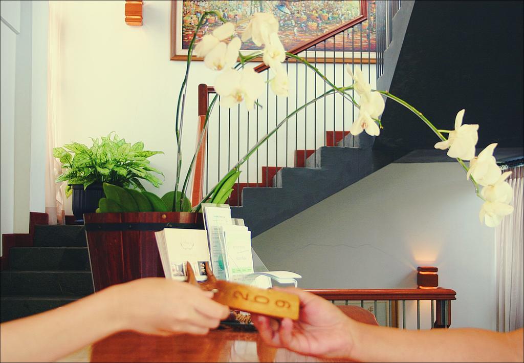 Amira Hotel Bandung Exterior photo